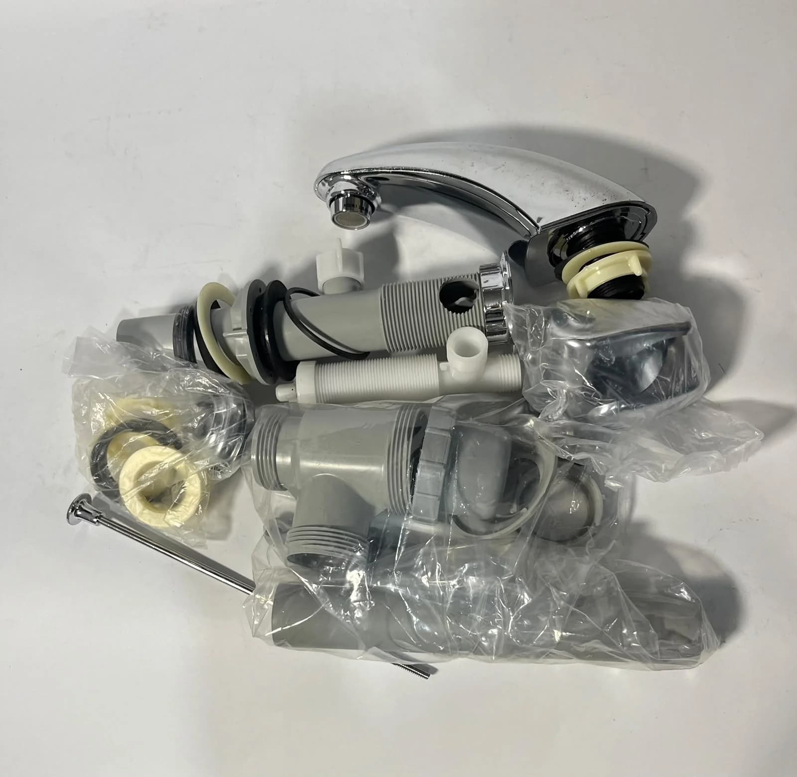 Conjunto Mezclador para Lavamanos 8" Línea Dalia Plus Grival